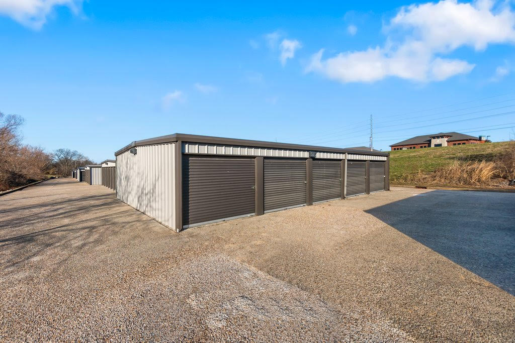 Safe and Secure Storage Facility with 24 Hour Access in Jackson, MO